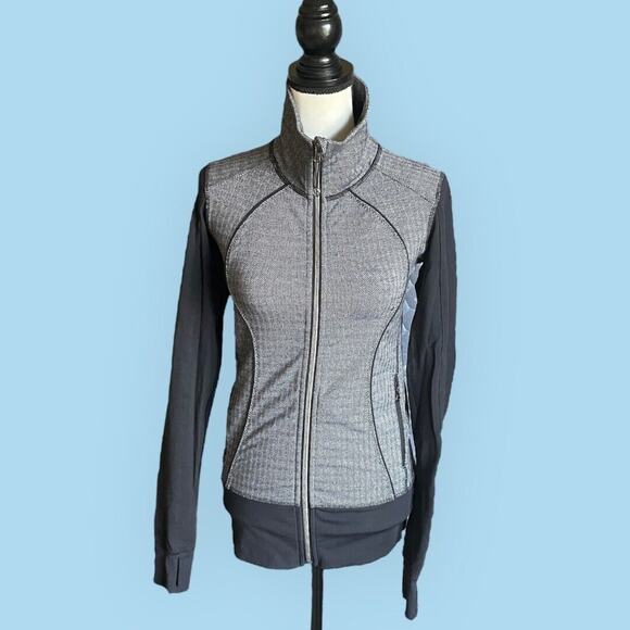 Lululemon Women’s Asana herringbone zip up jacket Gray/ Black Size S - Picture 5 of 15